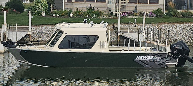Heated Hewescraft Lake Erie walleye charter boat for cold weather fishing